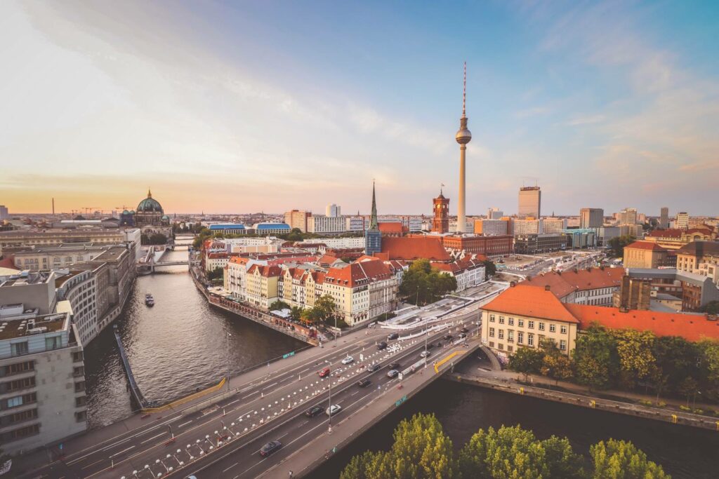 Information Tagesausflug Klassenfahrt Berlin on Bike Fahrradtour für Schüler*innen