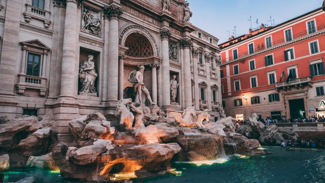 Trevi-Brunnen – Highlight jeder Klassenfahrt nach Rom
